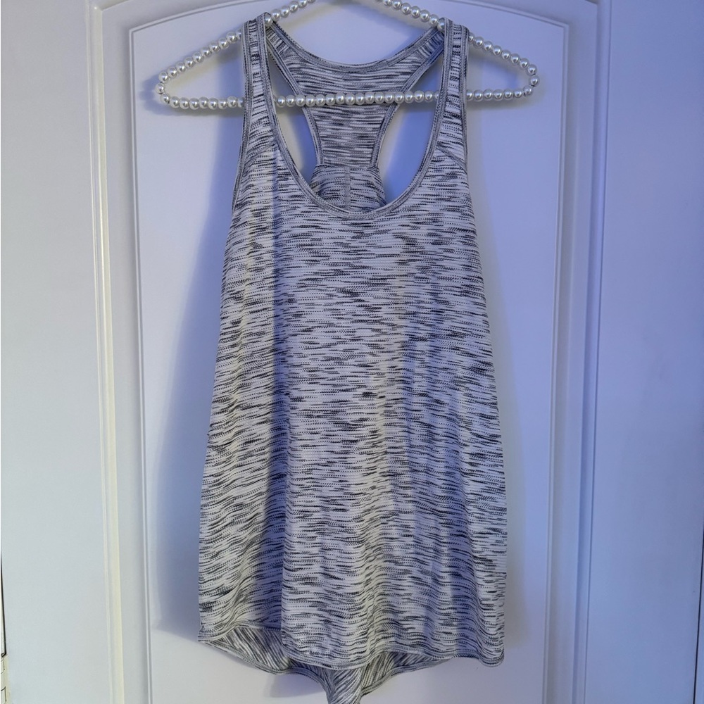 Lululemon Women's Gray Tank